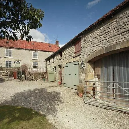 Holiday home Cow Byre